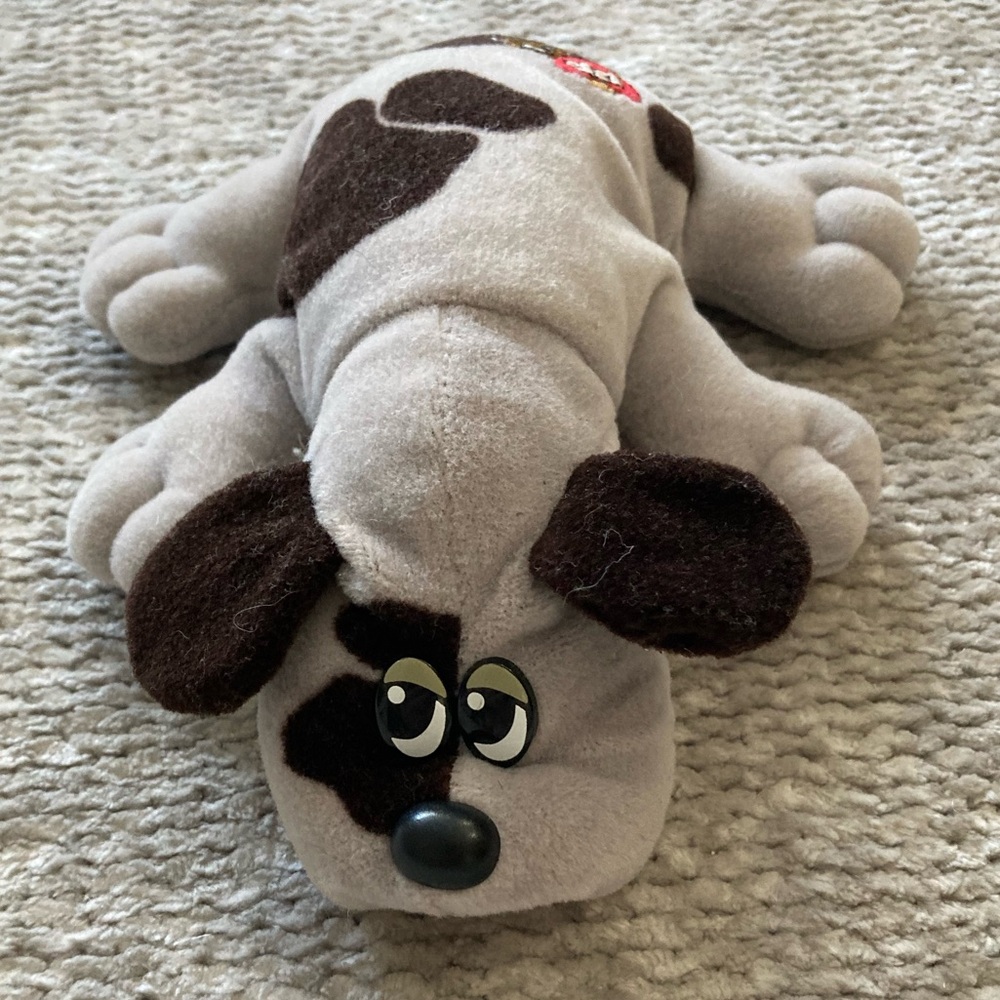 Vintage Pound Puppies Puppy 1980s 1990s Small Stuffed‎ Animal Retro Classic